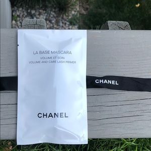 Chanel La Base Mascara Sample!